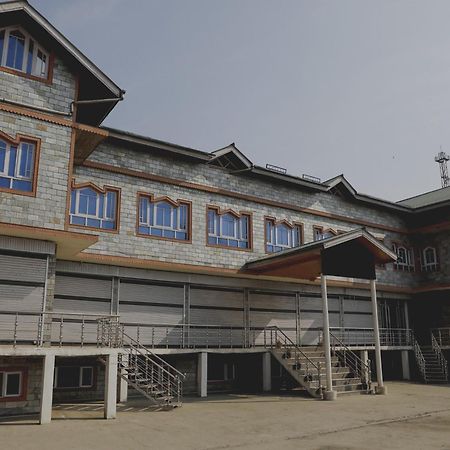 Capital O Sobo Central Srīnagar Zewnętrze zdjęcie